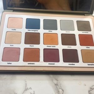 Natasha denona safari palette